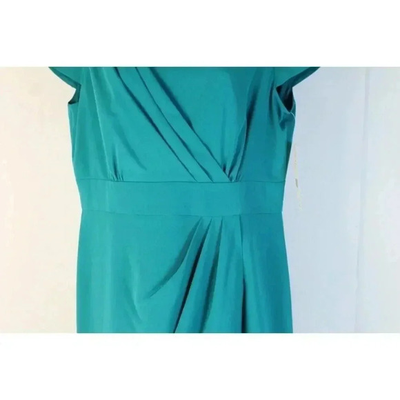 ladies Eliza f Royal Collection Dress - Picture 2 of 13